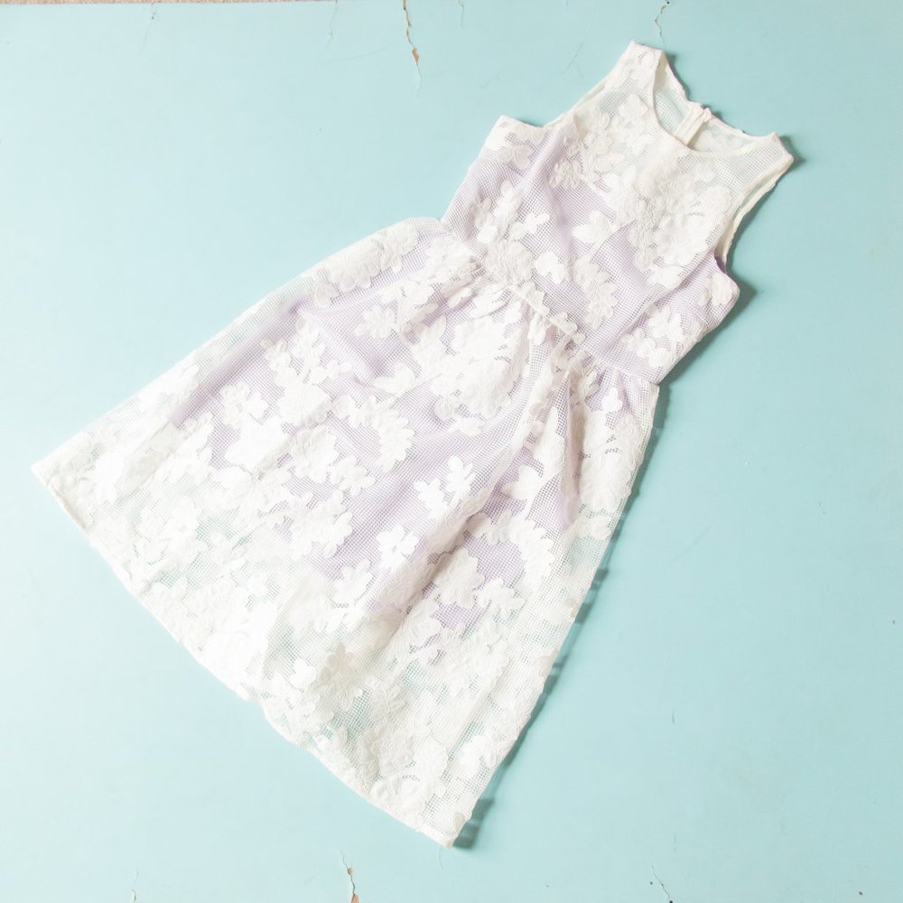Badgley Mischka Belle White Lace Purple Lined Fit Flare Tea Length Dress Sz US 6
